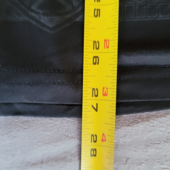 Cecila Cold Shoulder Top - Picture 9 of 9